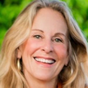 Profile photo of shelley Darling