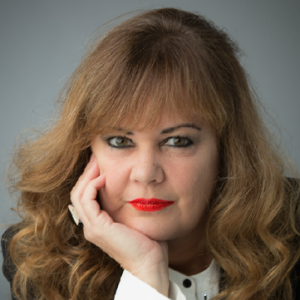 Profile photo of Roxanne Avery